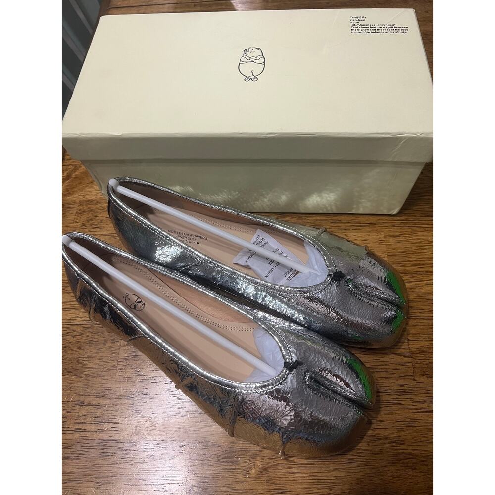 Woodchuck Sato 10/41 Cracked Silver Cow Leather Tabi Ballerina Ballet Flats NIB - Picture 9 of 13